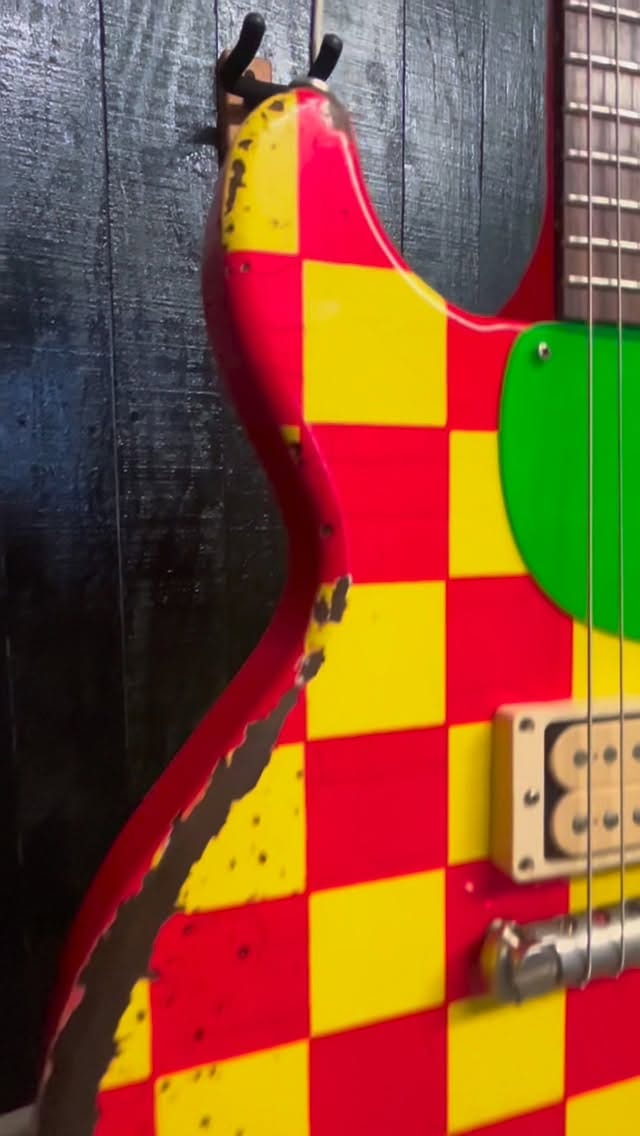 Post 1 by Thunder Road Guitars on Instagram (video)