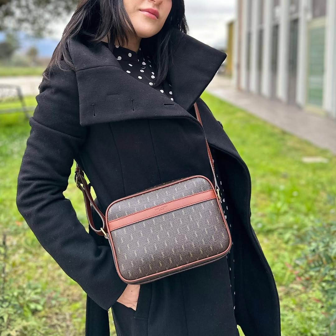 Post 4 by Vivo vintage on Instagram (image)