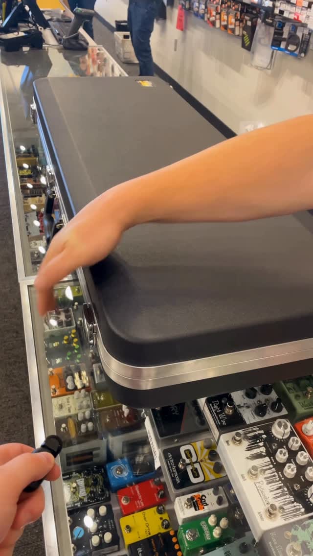 Post 2 by Firehouse Guitars 🔥 on Instagram (video)