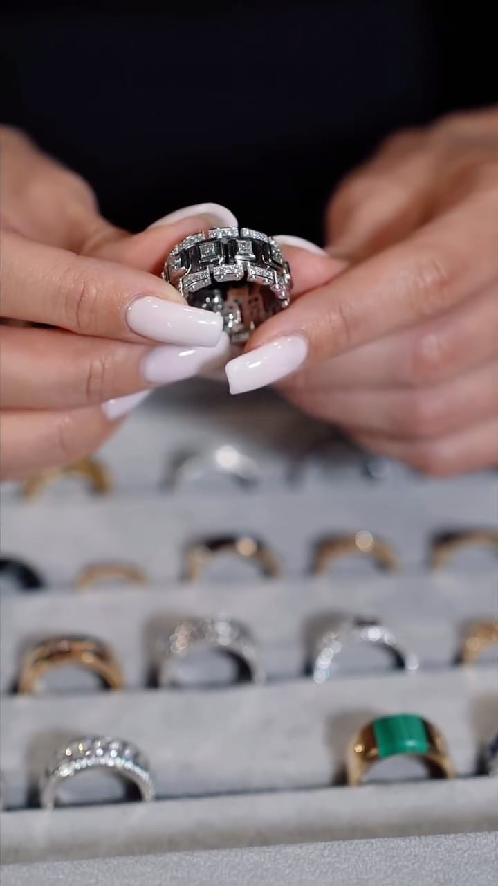 Post 4 by Rockford Collection on Instagram (video)