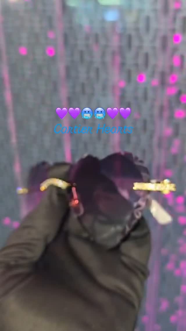 Post 7 by Emitthejeweler on Instagram (video)