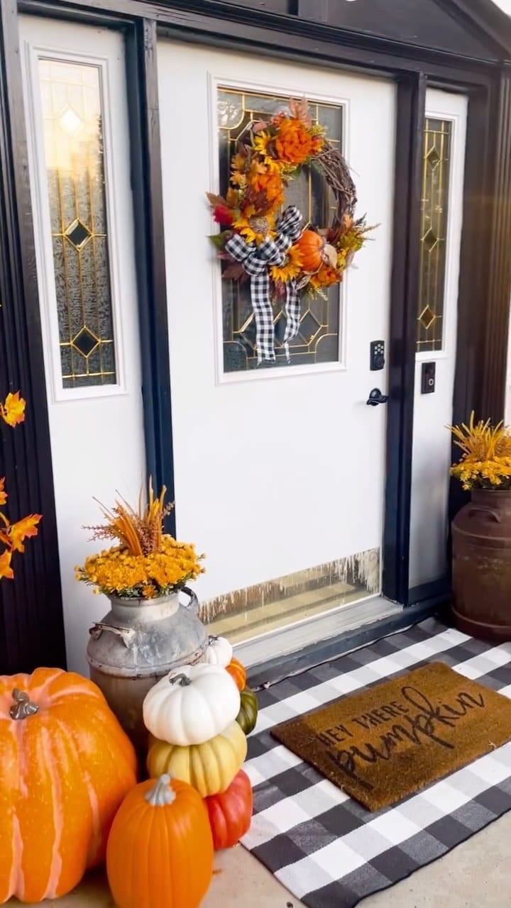 Post 4 by Cara D | Cara Designs on Instagram (video)