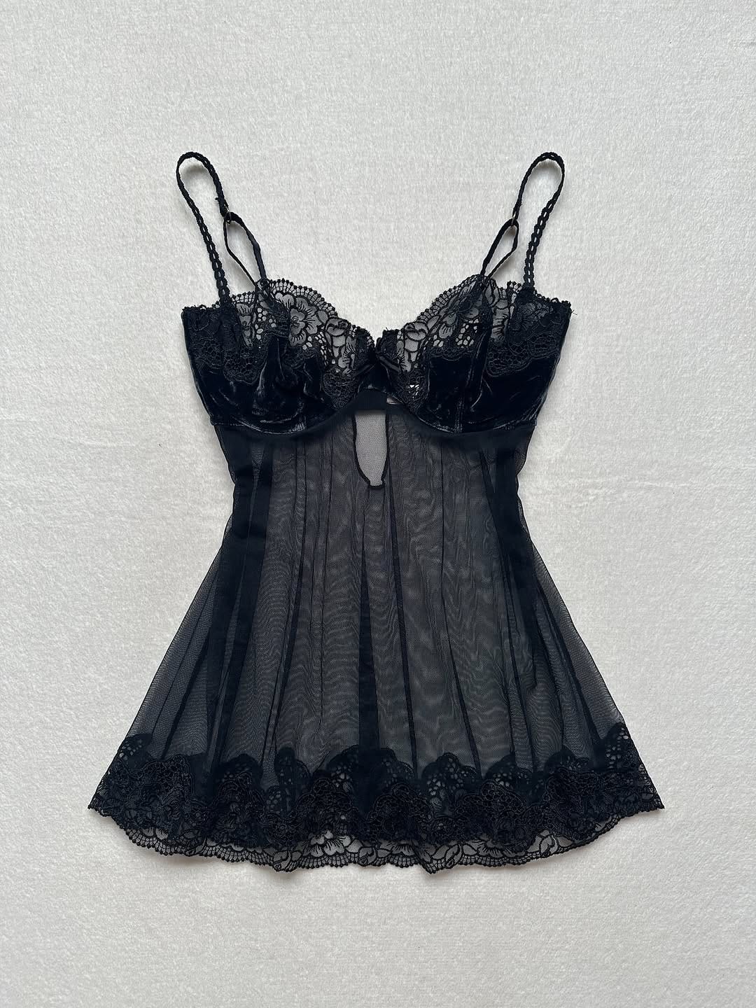 Post 10 by ♡ Riyah’s Boutique ♡ on Instagram (carousel)