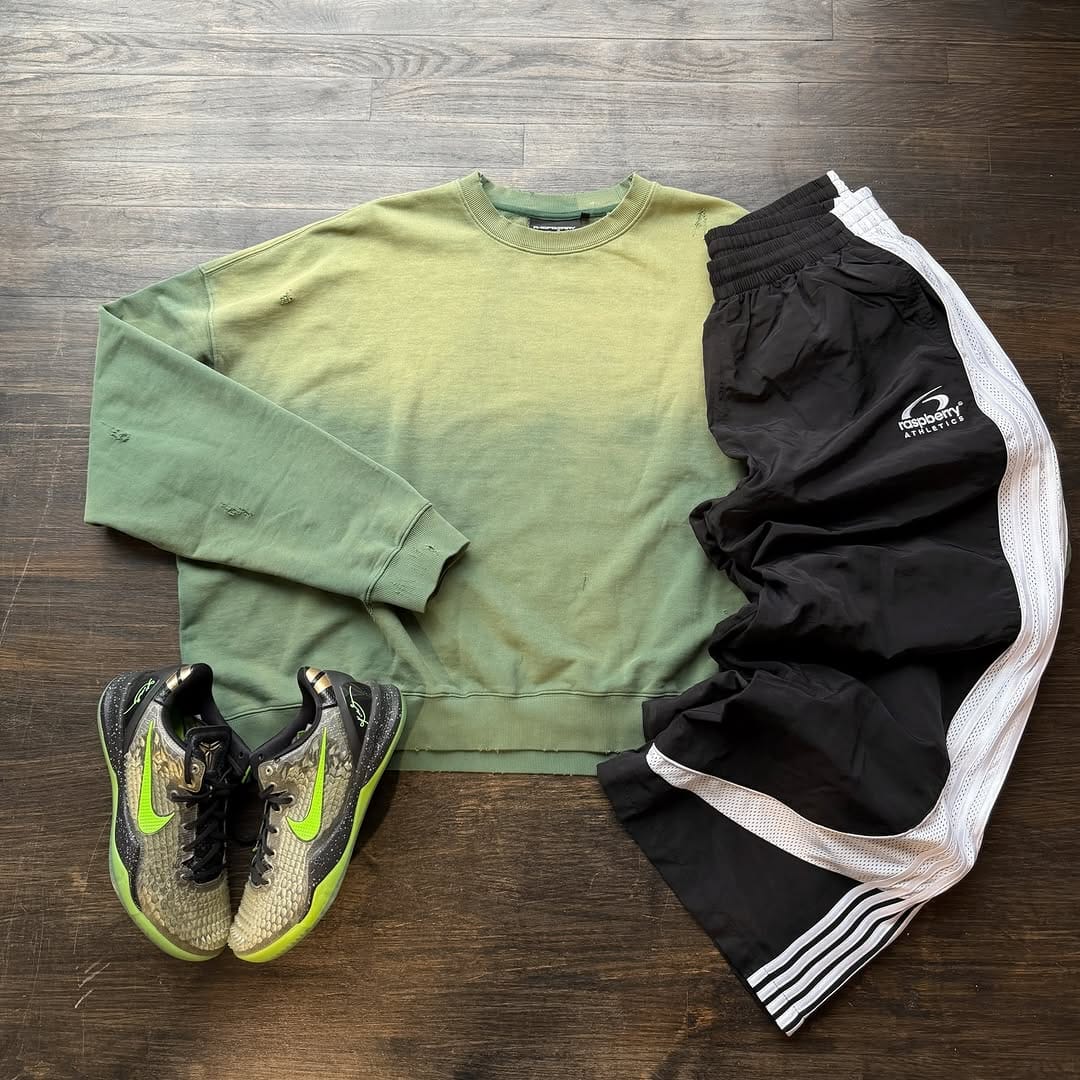 Post 5 by BUY•SELL•TRADE on Instagram (image)