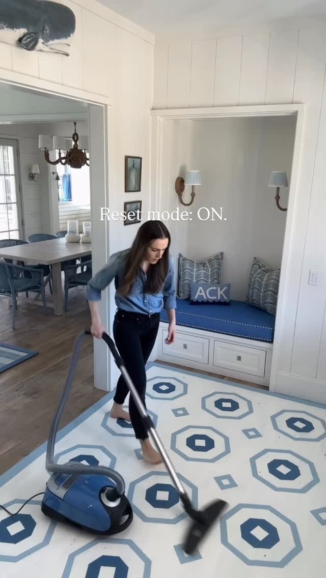 Post 7 by Cailíní Coastal on Instagram (video)