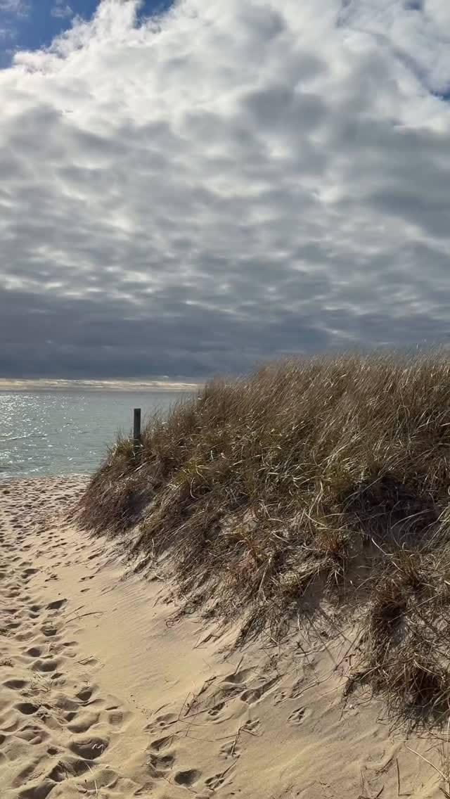 Post 9 by Cailíní Coastal on Instagram (video)