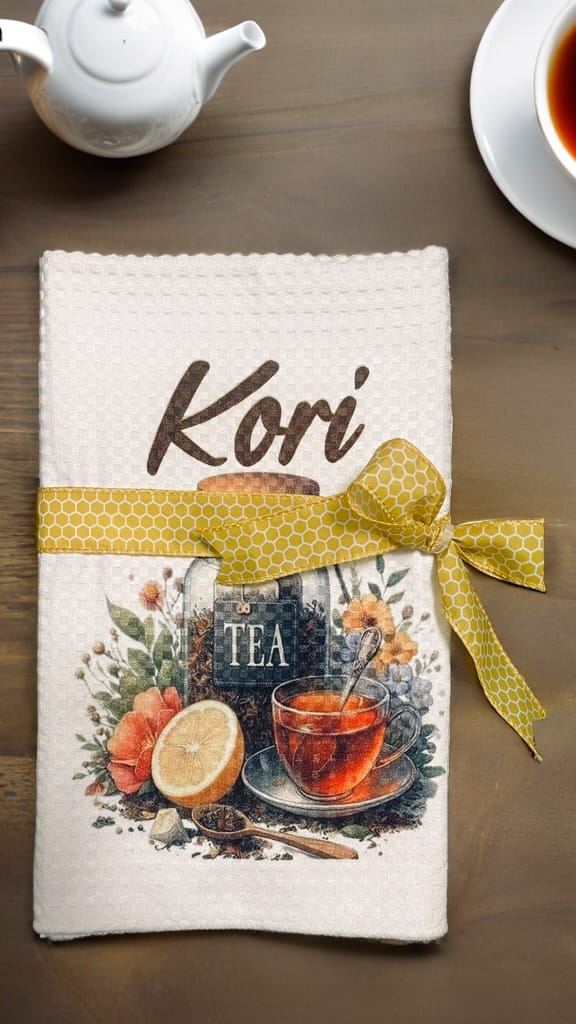Post 5 by 𝐅𝐨𝐫𝐞𝐯𝐞𝐫 𝐖𝐚𝐲𝐮𝐮 - Regalos Personalizados on Instagram (video)