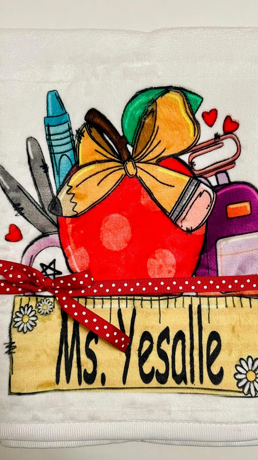 Post 6 by 𝐅𝐨𝐫𝐞𝐯𝐞𝐫 𝐖𝐚𝐲𝐮𝐮 - Regalos Personalizados on Instagram (video)