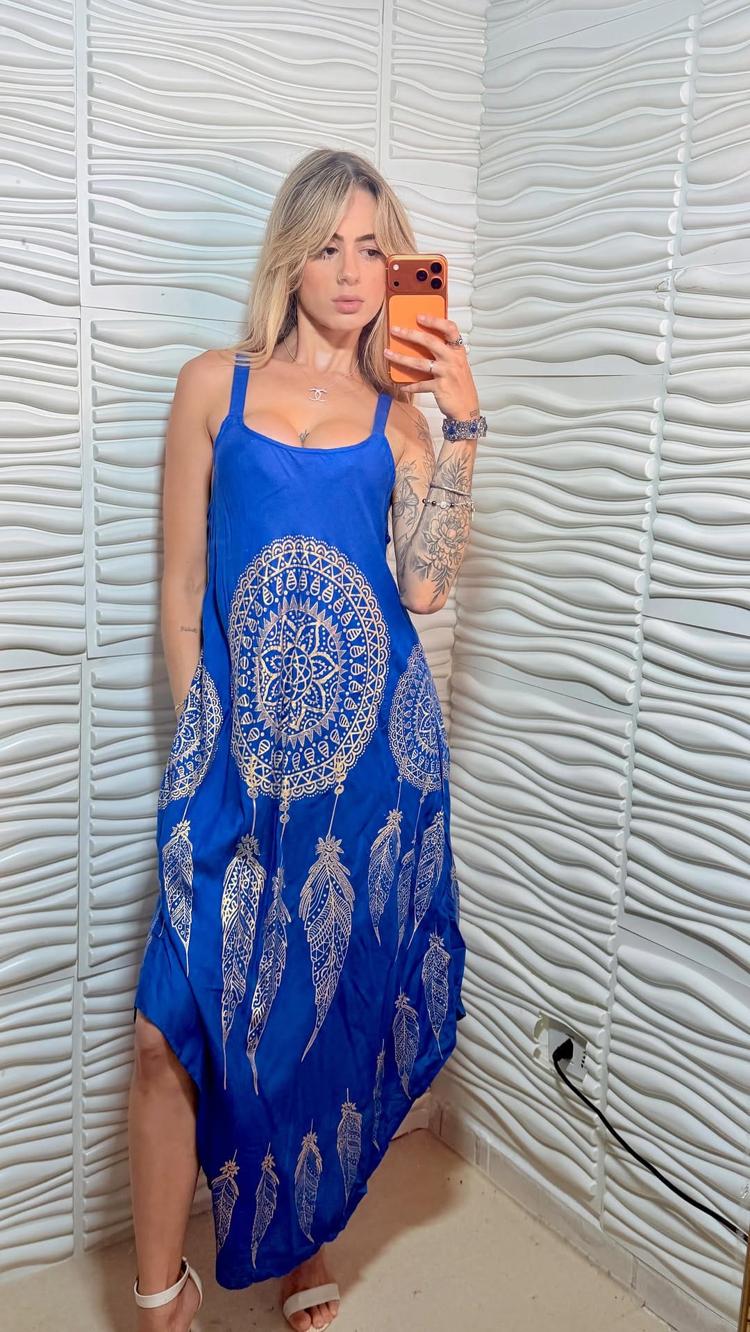 Post 4 by Jhess Store on Instagram (video)