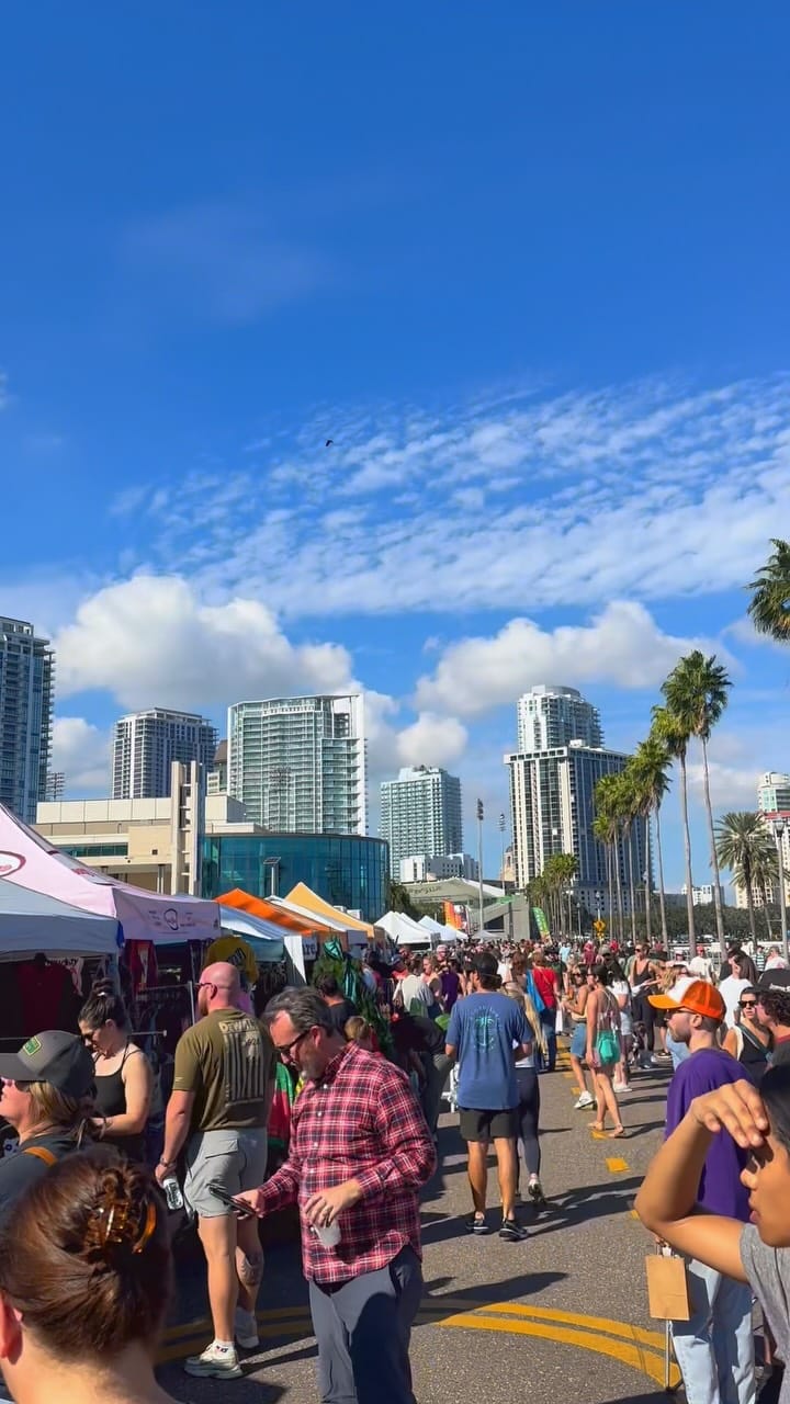 Post 10 by Indie Flea on Instagram (video)