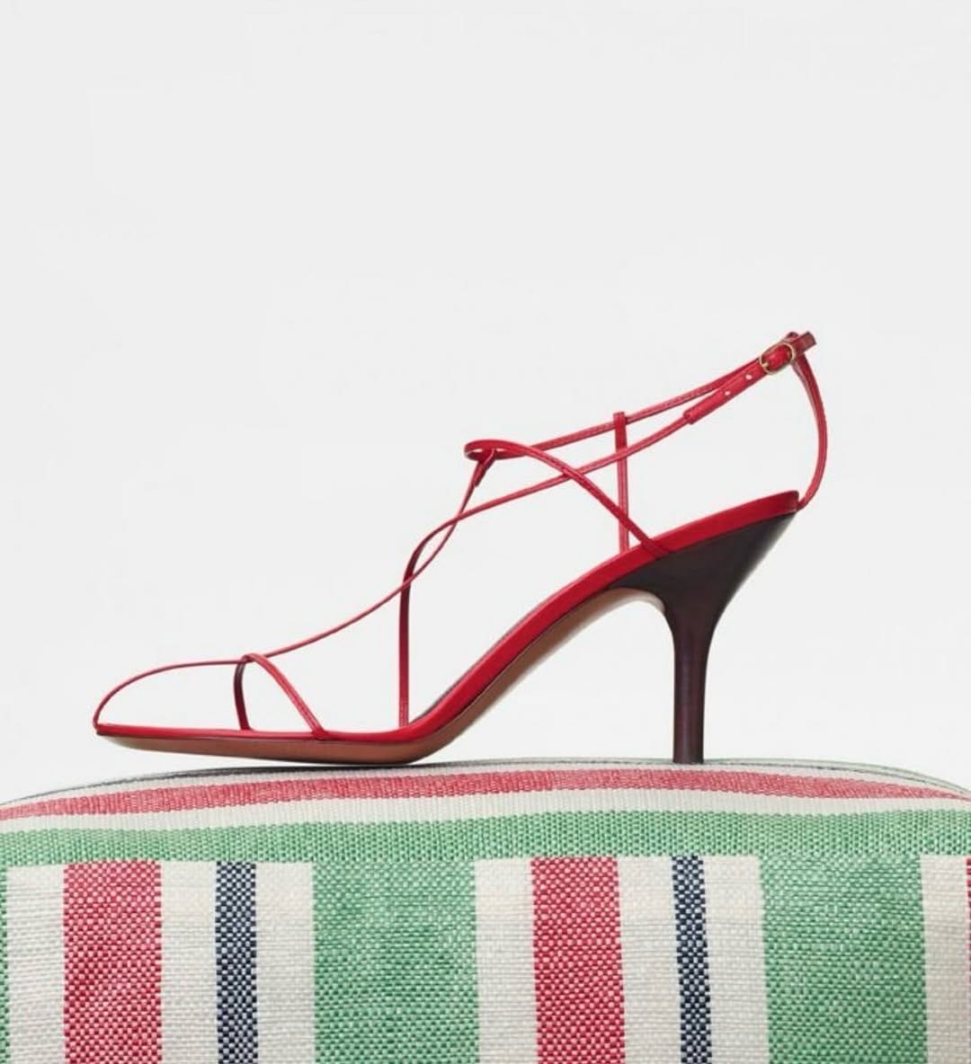 Post 1 by Phoebe Philo Addict on Instagram (carousel)