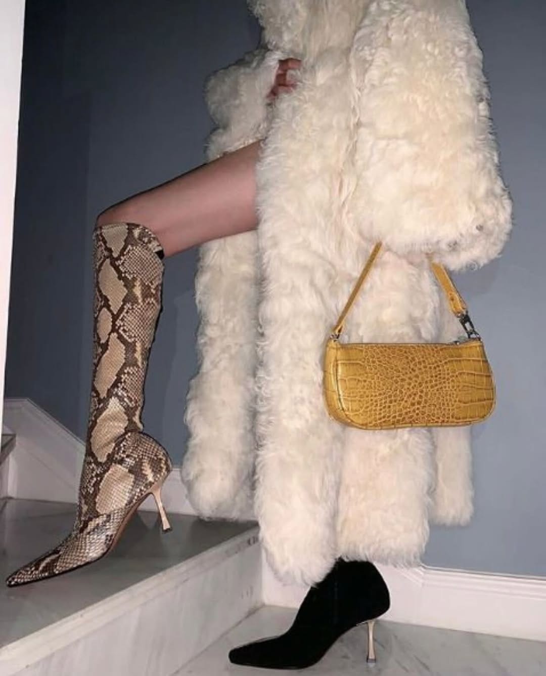 Post 2 by Phoebe Philo Addict on Instagram (carousel)