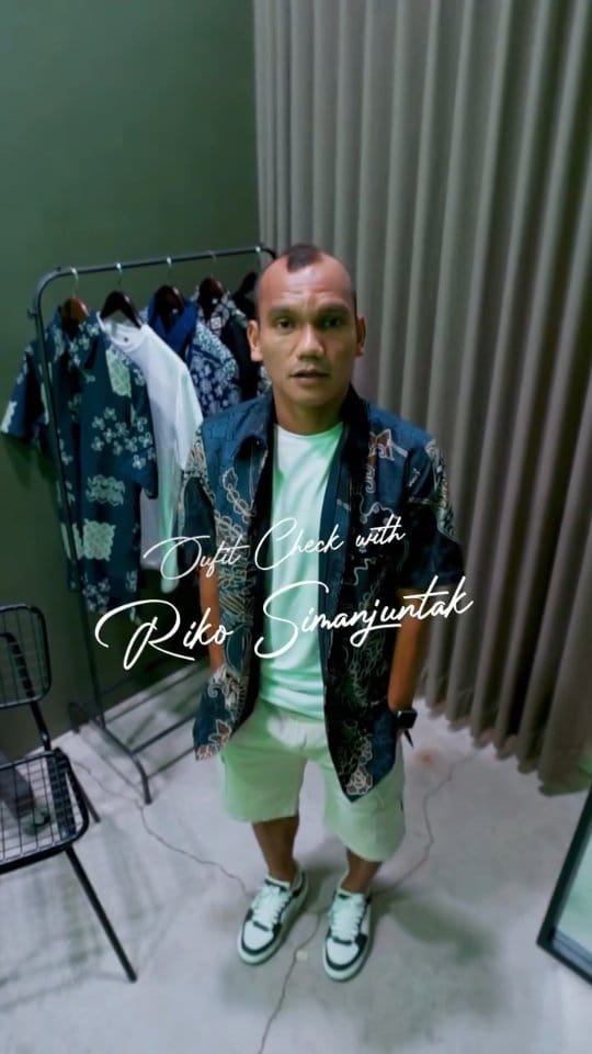 Post 3 by Rianty Batik on Instagram (video)