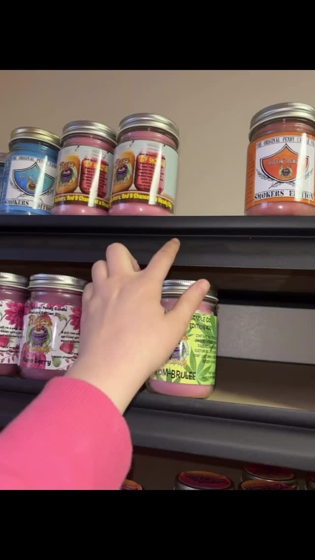 Post 3 by PuffsPendyMelts on Instagram (video)