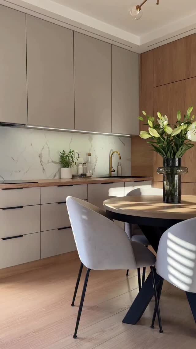 Post 5 by DECOR AND MORE on Instagram (video)