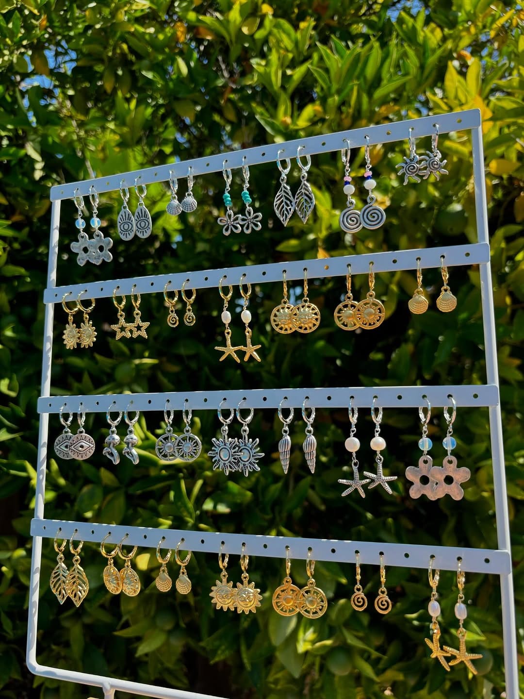 Post 7 by Happy Beadz Boutique on Instagram (carousel)