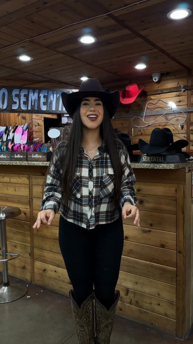 Post 4 by Rancho Semental Western Wear on Instagram (video)
