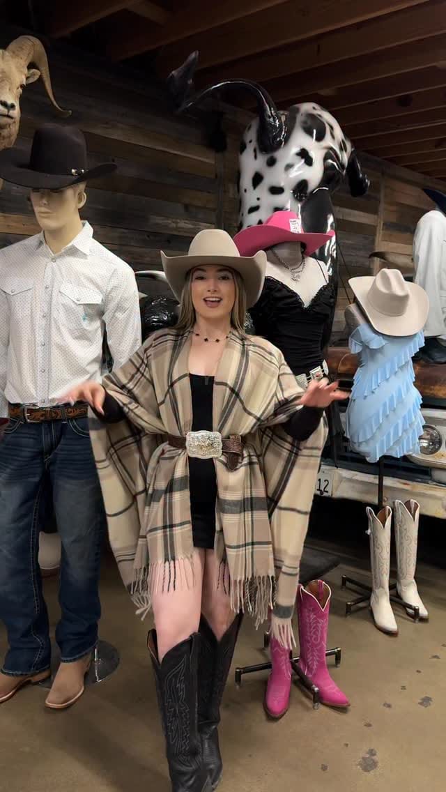 Post 2 by Rancho Semental Western Wear on Instagram (video)