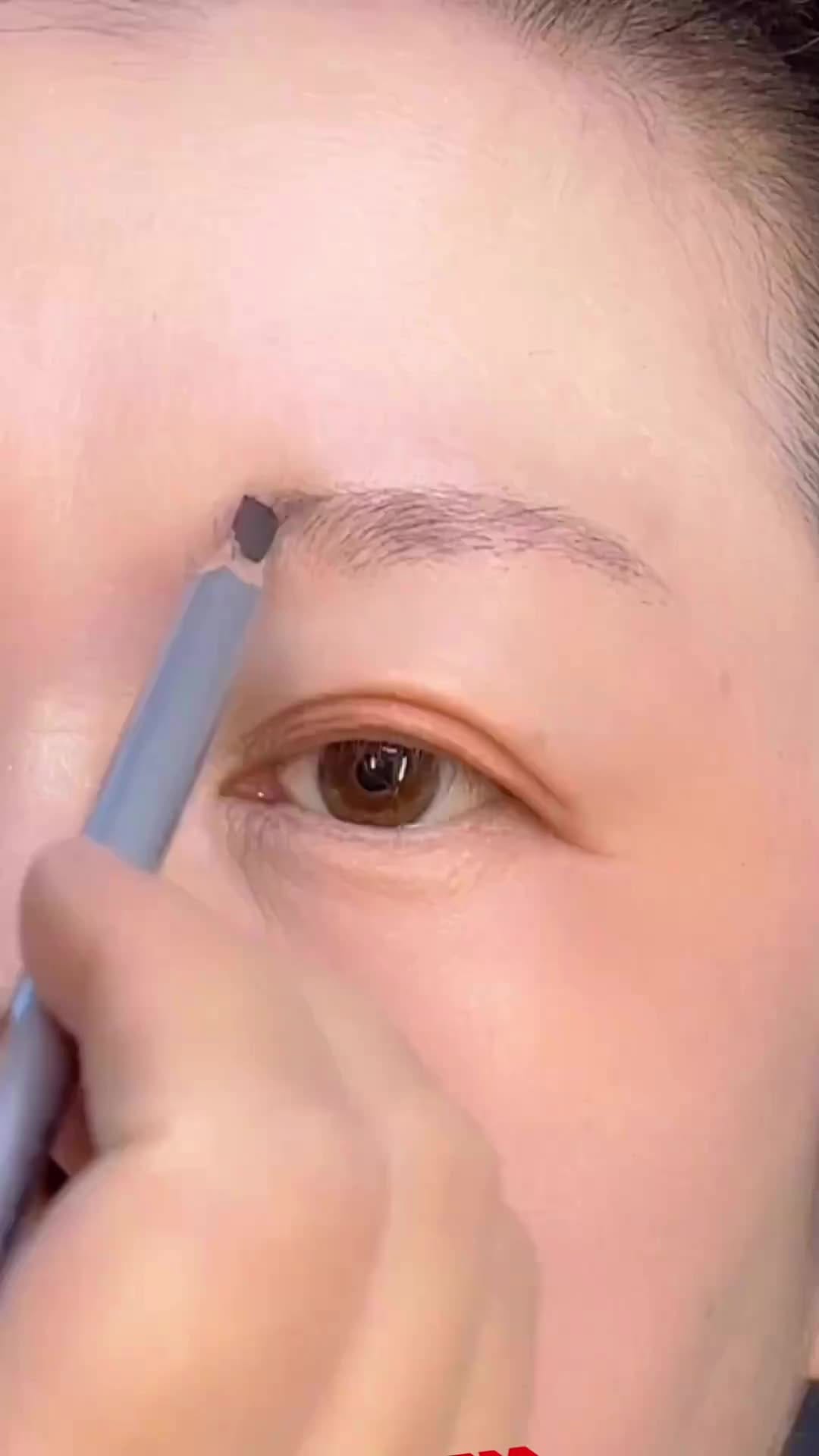 Post 2 by Beauty Corner on Instagram (video)
