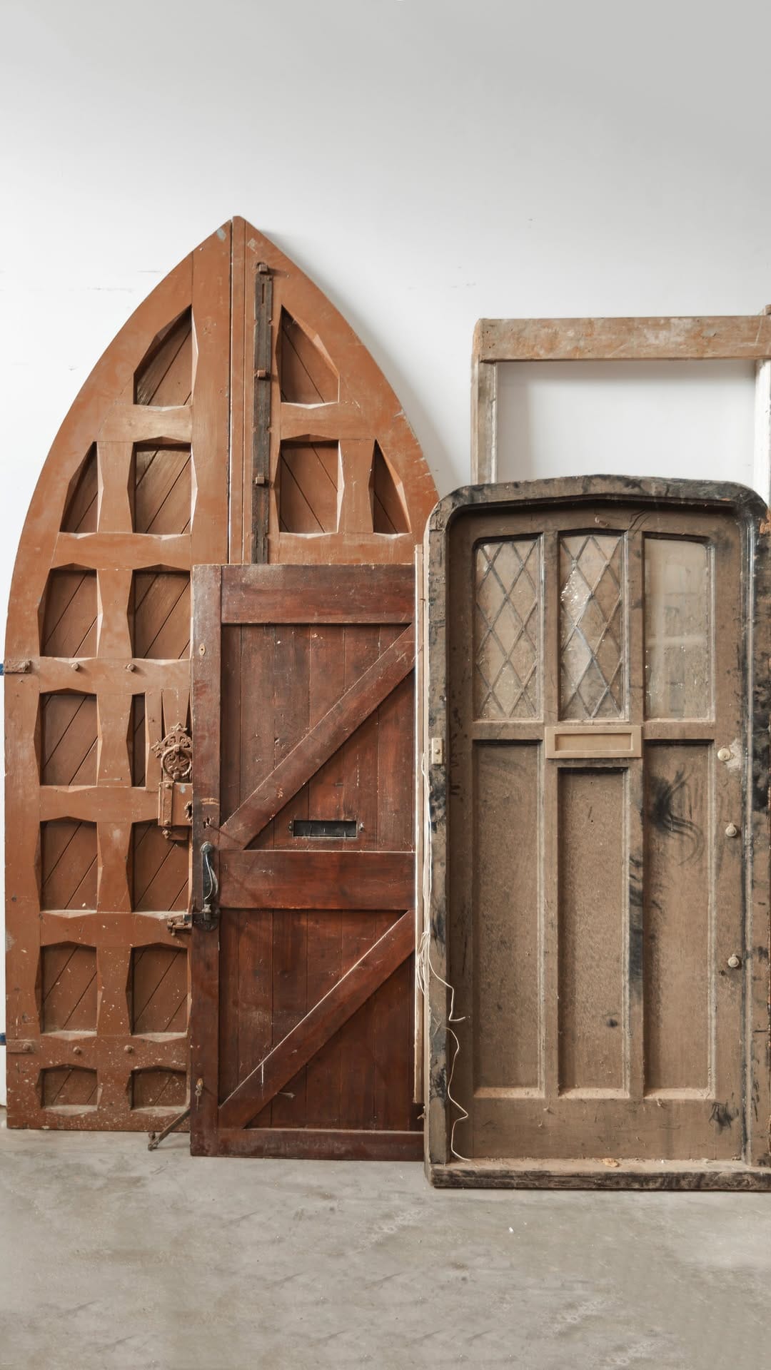 Post 2 by Dead People’s Stuff | Architectural Antiques + Design on Instagram (video)