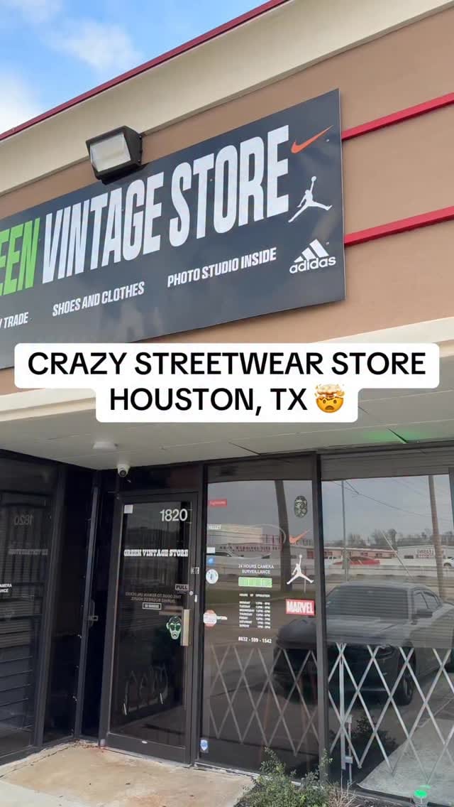 Post 1 by Green Vintage Store on Instagram (video)