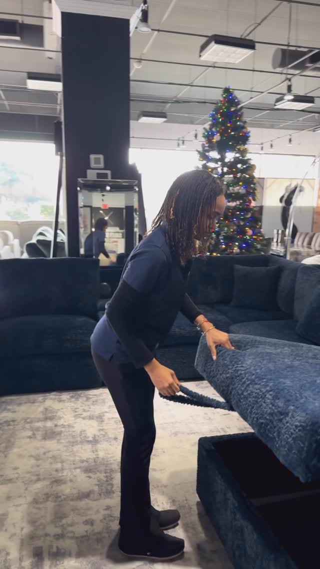 Post 7 by Maurice Hill on Instagram (video)