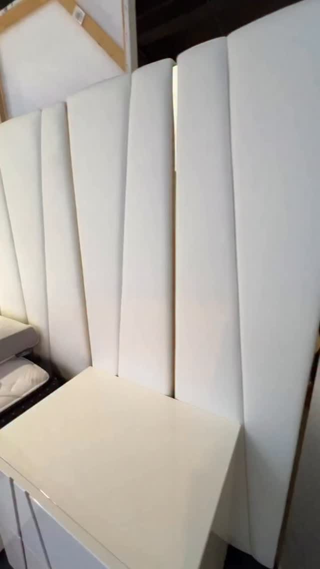 Post 5 by Maurice Hill on Instagram (video)