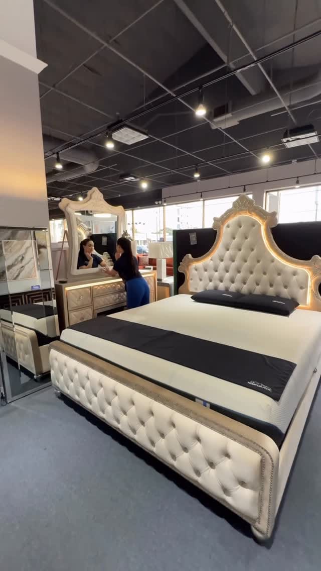 Post 6 by Maurice Hill on Instagram (video)