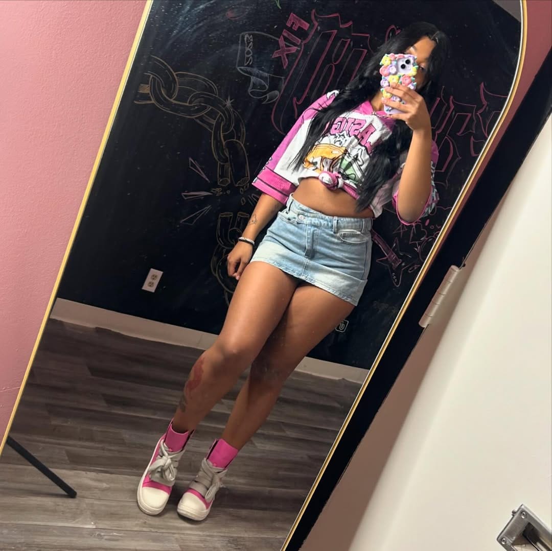 Post 7 by TRENDY ONLINE BOUTIQUE | BLACK OWNED on Instagram (carousel)