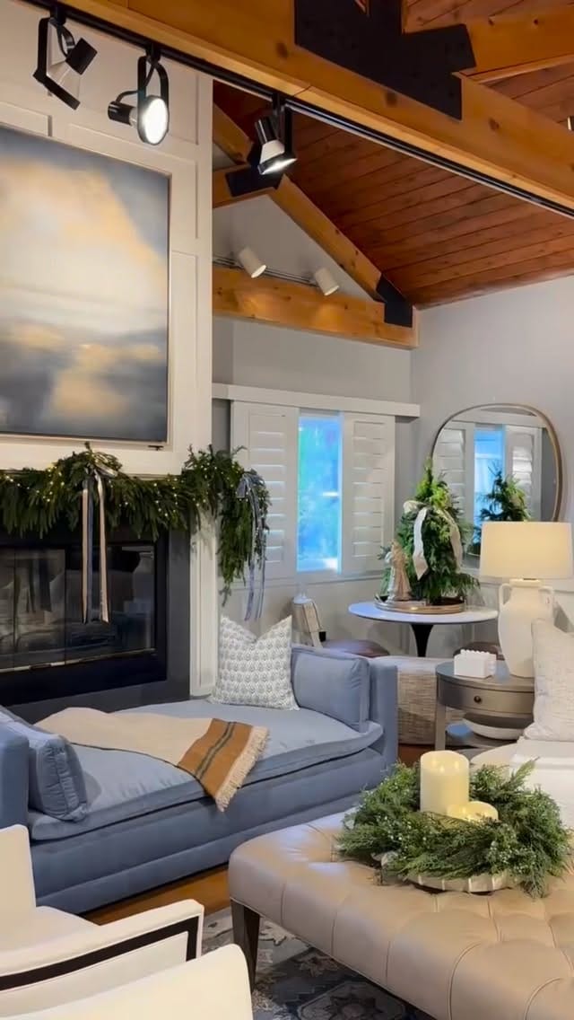 Post 5 by Gatehouse No. 1 on Instagram (video)