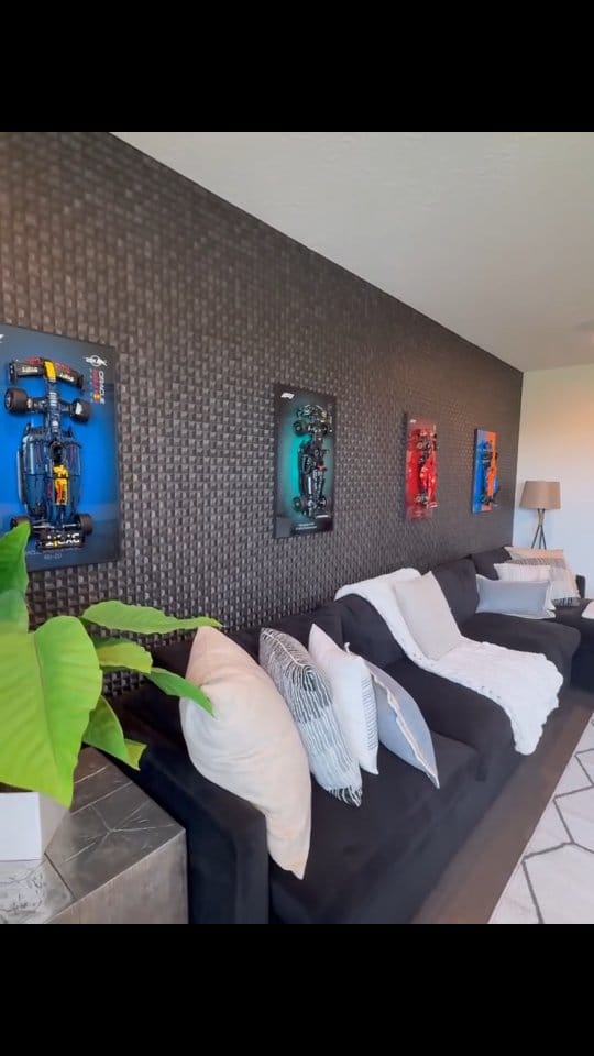 Post 7 by Wallcoverings Wallpaper Store Orlando Tampa on Instagram (video)