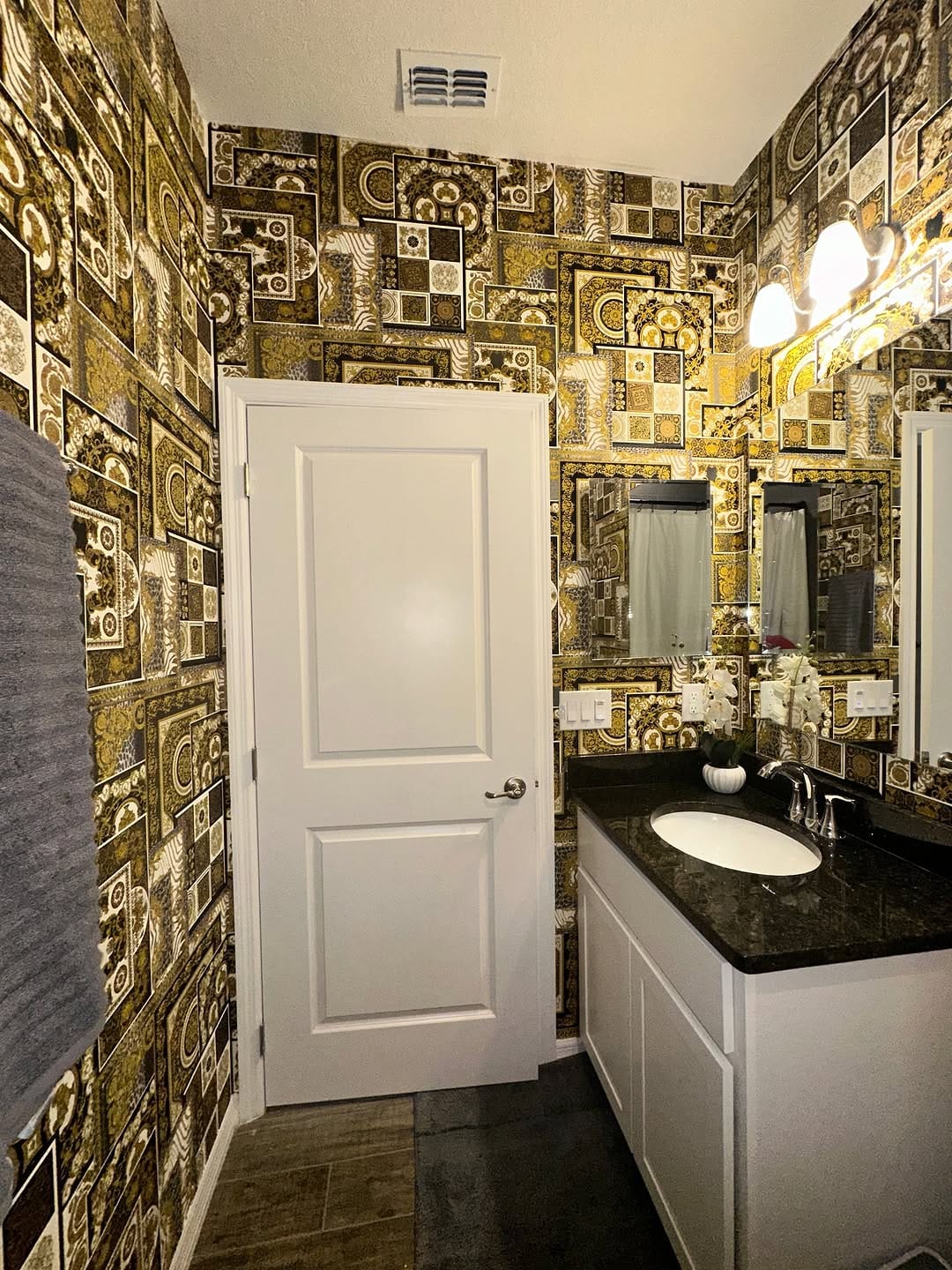 Post 1 by Wallcoverings Wallpaper Store Orlando Tampa on Instagram (carousel)