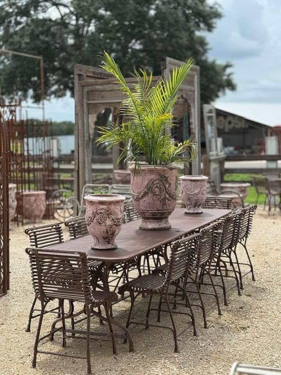 Post 9 by Antiques & Vintage Round Top on Instagram (image)