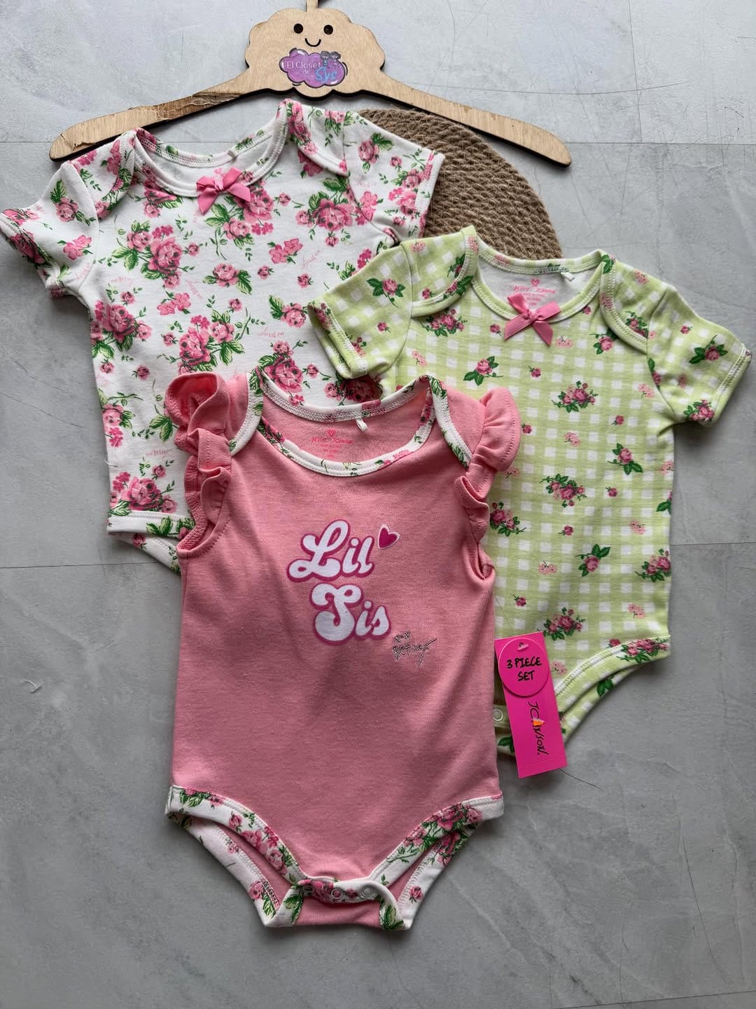 Post 6 by Tienda de ropa para bebe, niños/as🩷💙 on Instagram (image)