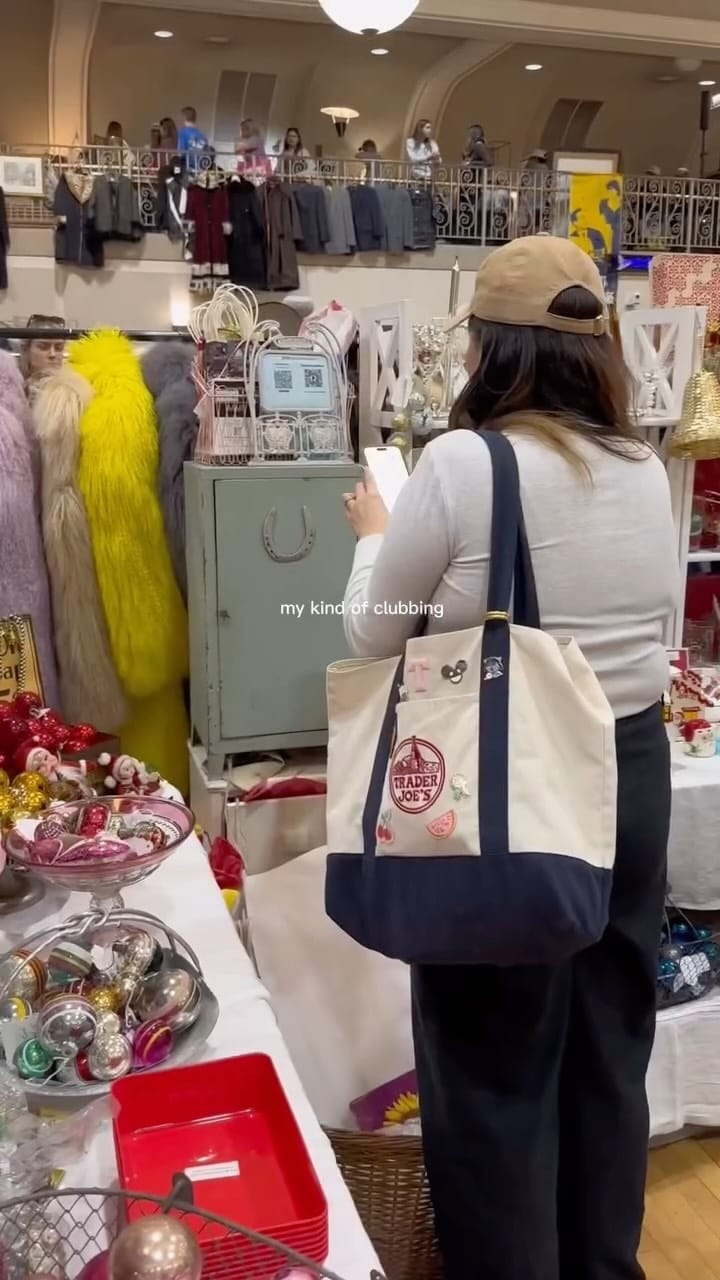 Post 10 by Randolph Street Market on Instagram (video)
