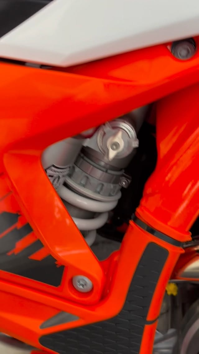 Post 6 by Joel Burkett on Instagram (video)