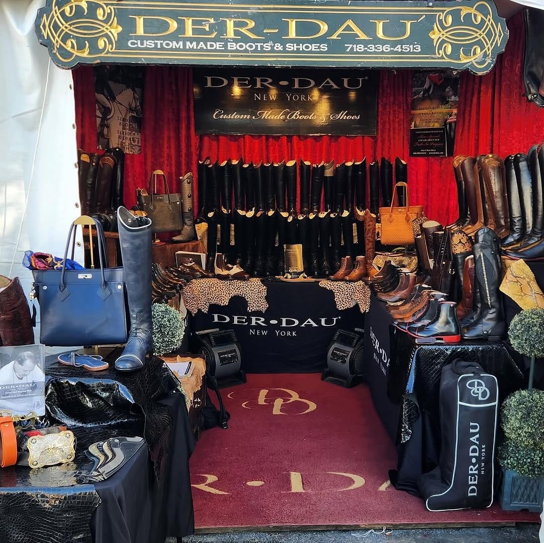Post 4 by DerDau on Instagram (carousel)