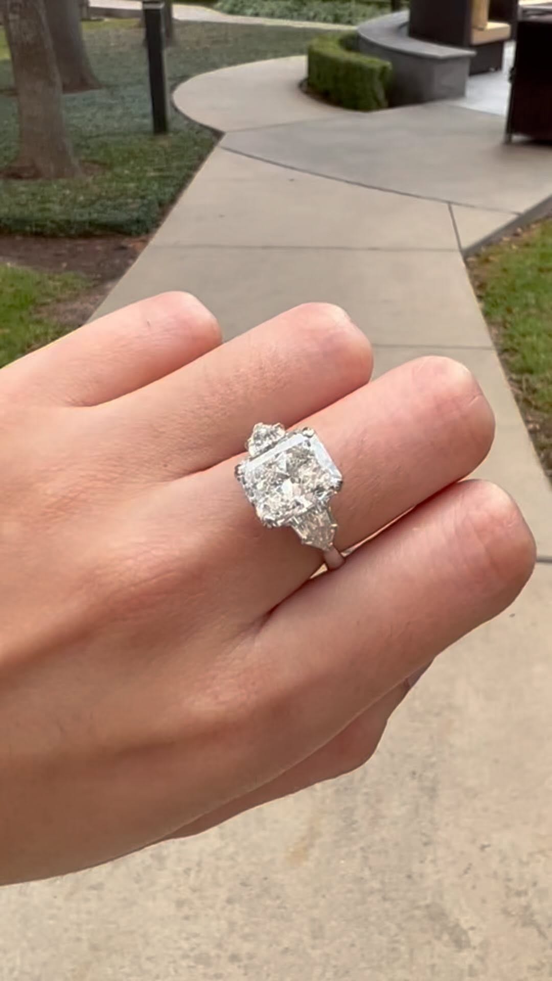 Post 4 by Uptown Diamond & Jewelry on Instagram (video)
