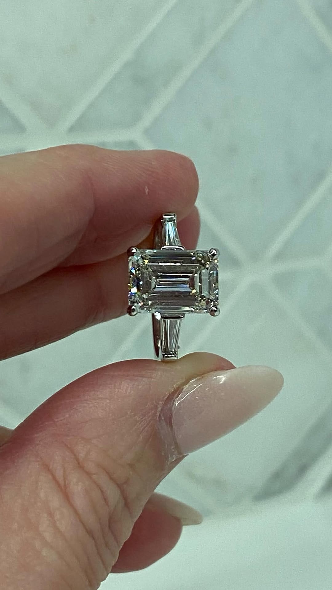 Post 10 by Uptown Diamond & Jewelry on Instagram (video)