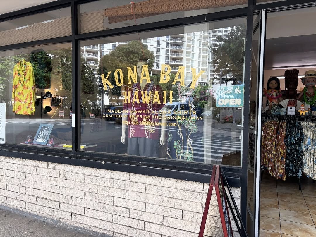 Post 8 by Kona Bay Hawaii Store on Instagram (image)