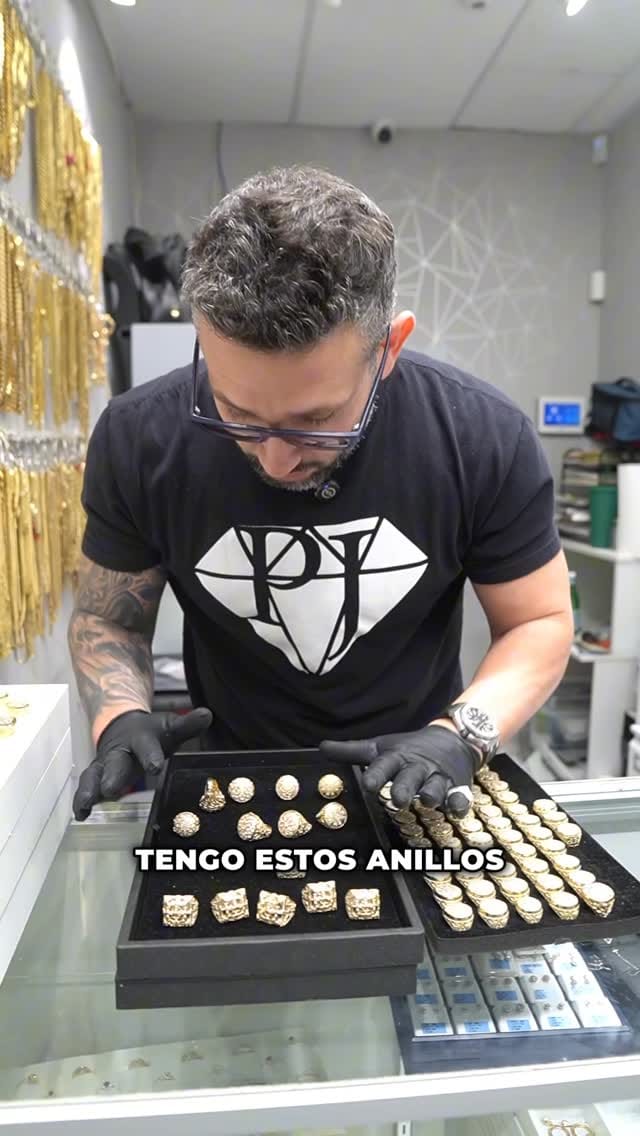 Post 4 by Pochy Jewelry on Instagram (video)