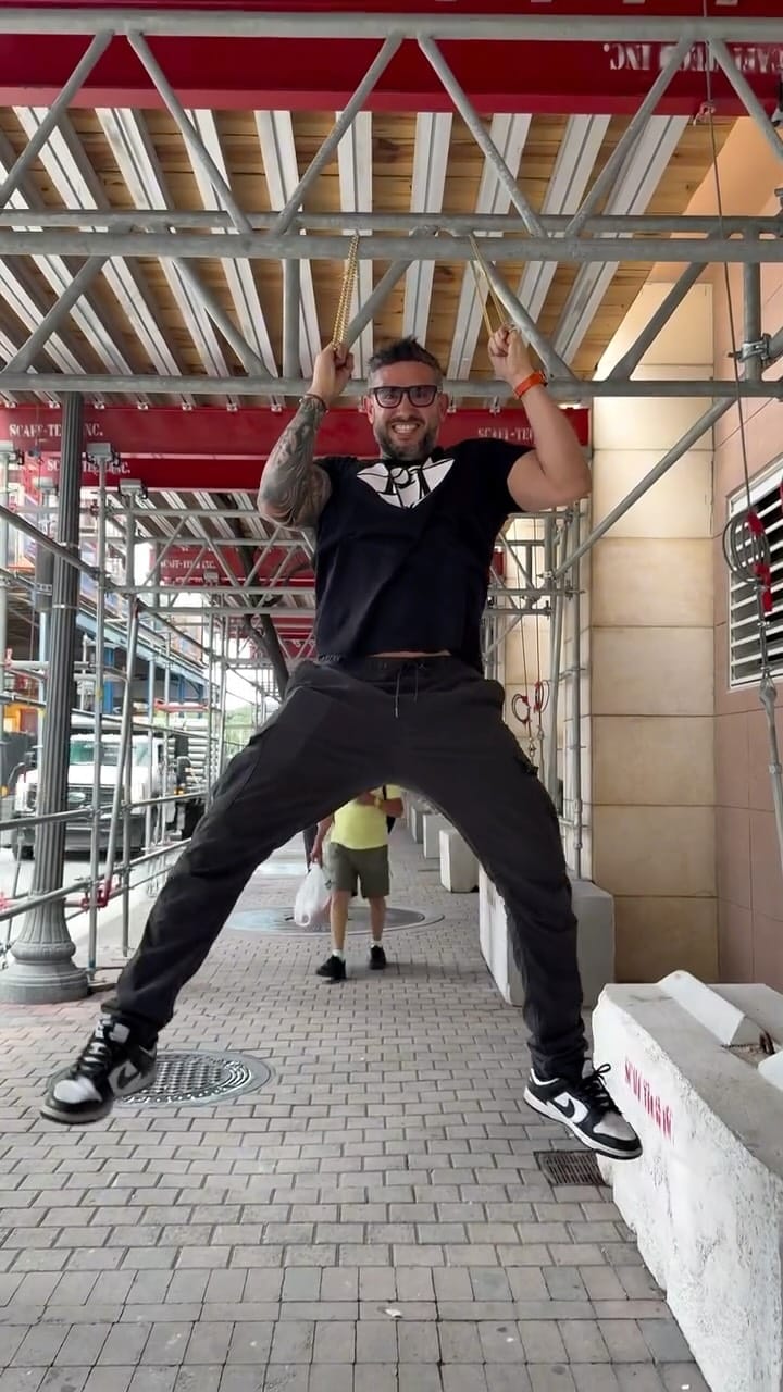 Post 9 by Pochy Jewelry on Instagram (video)