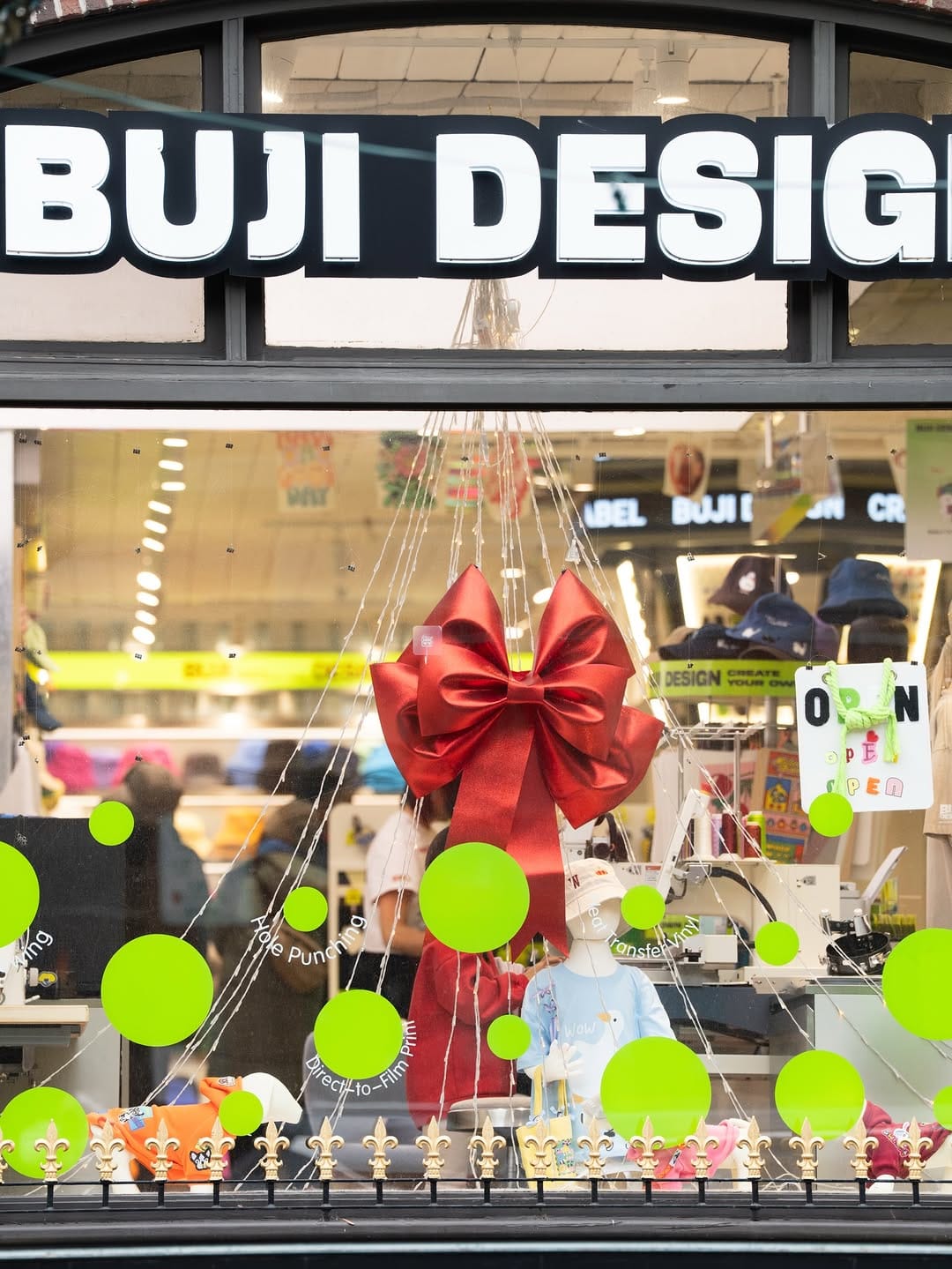 Post 4 by BUJI DESIGN on Instagram (carousel)
