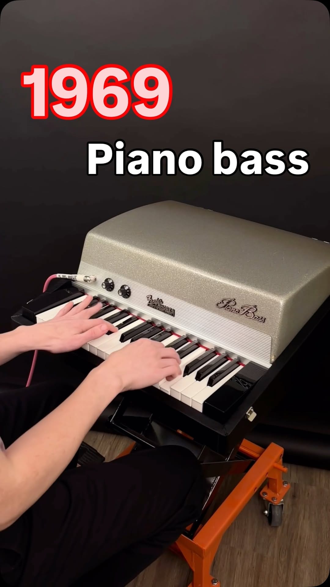 Post 2 by Emma’s Keyboard Repair 💕 on Instagram (video)