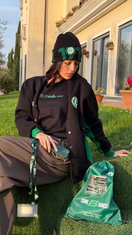 Post 2 by U.S. Avellino Store on Instagram (video)