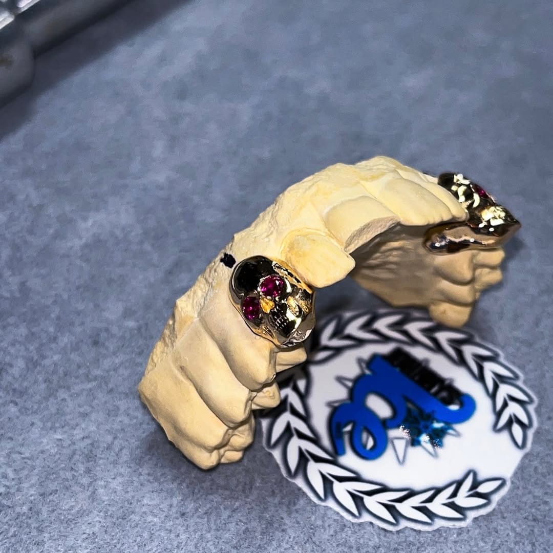 Post 5 by JOHNNYSICEANDCO PREMIUM CUSTOM JEWELERS on Instagram (carousel)