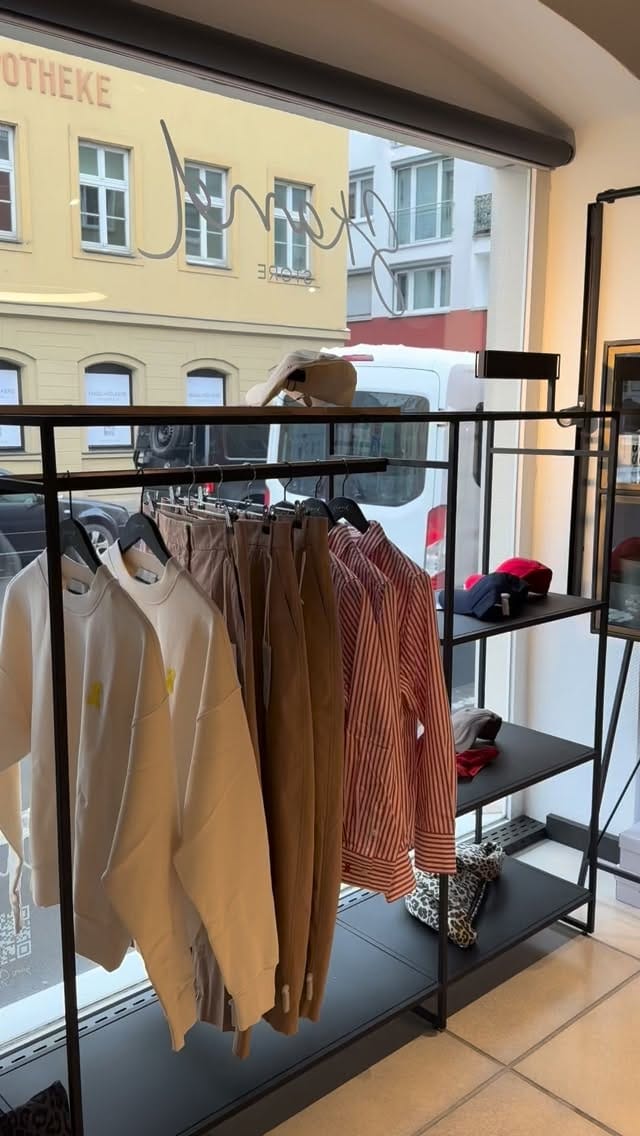 Post 1 by SKAND STORE on Instagram (video)