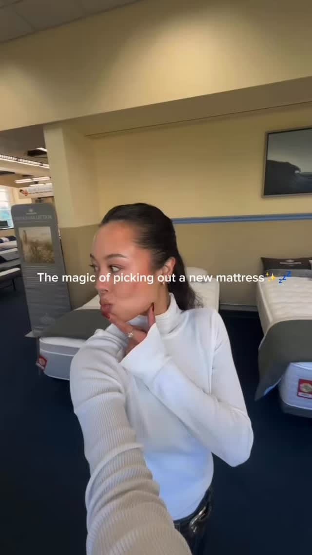Post 3 by Sit 'n Sleep 💤 on Instagram (video)
