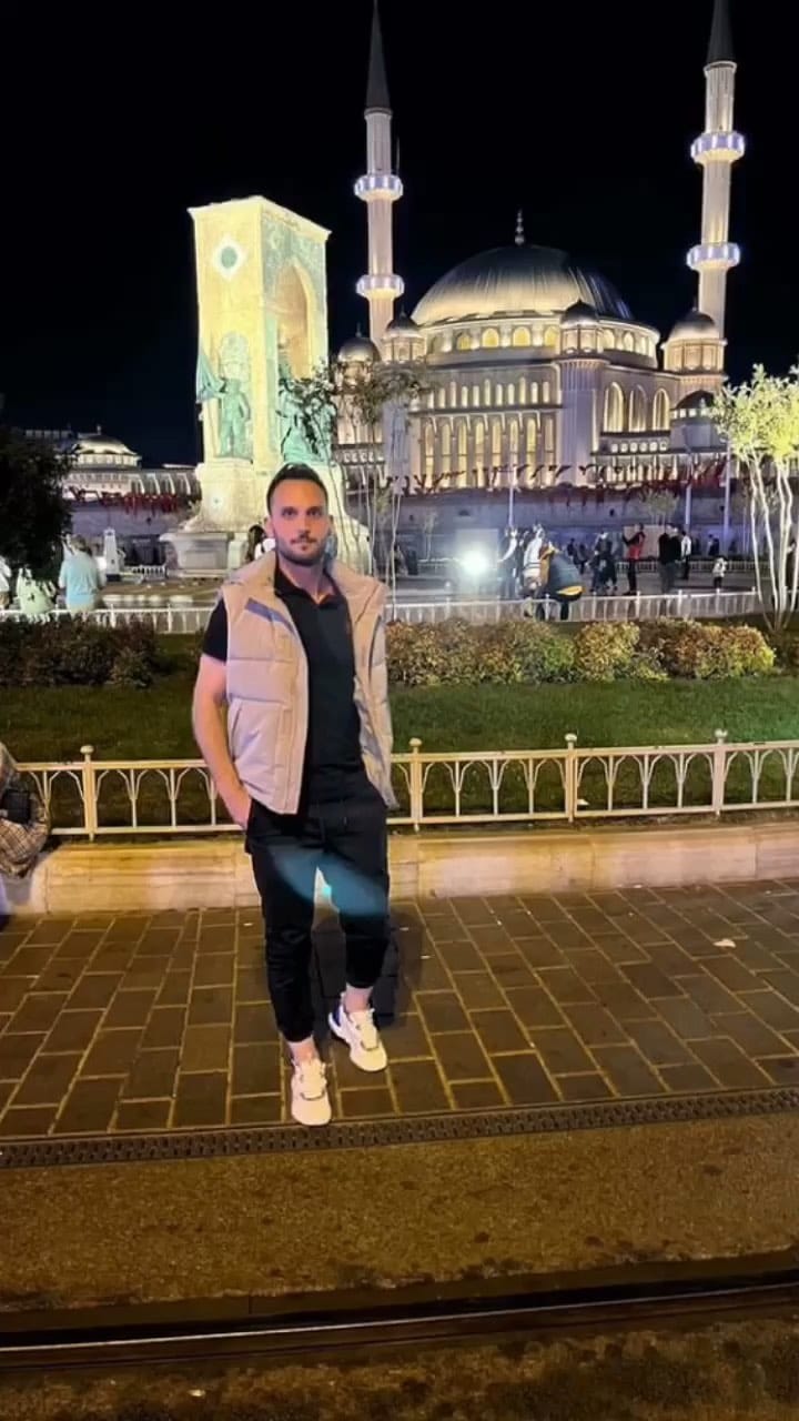 Post 3 by sina afshar on Instagram (video)