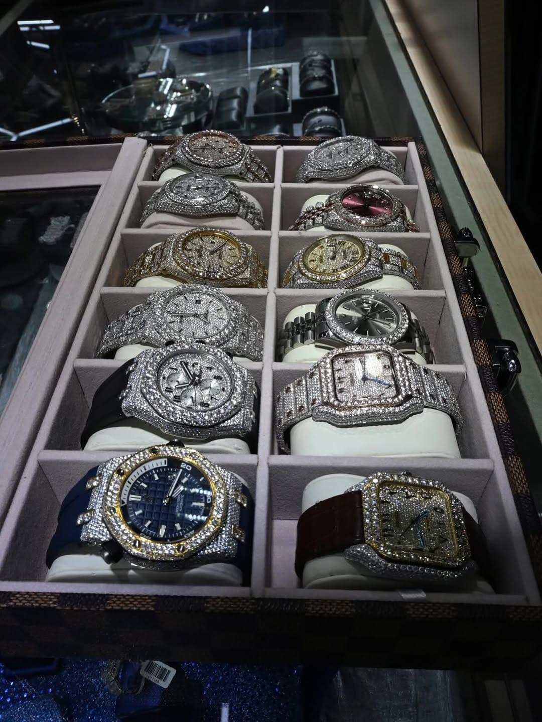 Post 2 by MIKE & CO JEWELRY AND WATCHES on Instagram (carousel)